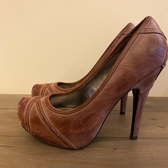 Guess High Heels - Picture 3 of 4